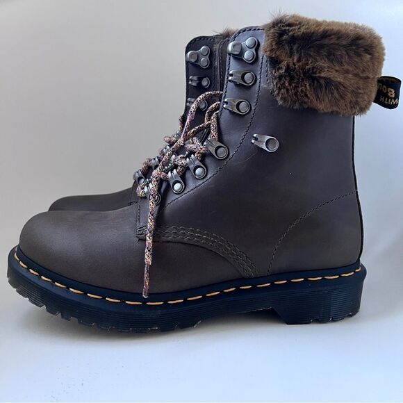 Dr Martens 1460 Serena Faux Fur Trim Boot in Khaki Gray US 7 EU 38 NEW - Picture 4 of 11